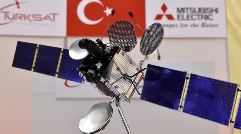 "تركسات A6".. تركيا تطلق أول قمر صناعي محلي الصنع للاتصالات والبث التلفزيوني